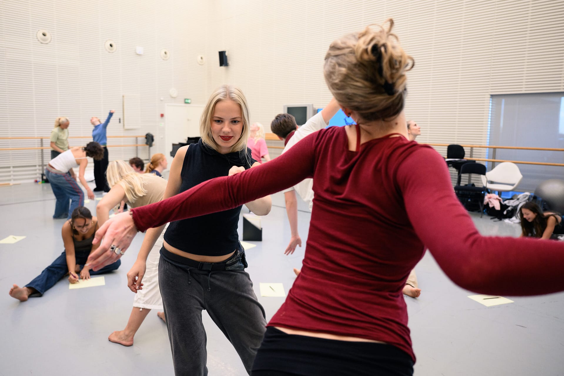 Dansk Danseteater. Workshop med gymnasieelever fra Christianshavns Gymnasium - en del af forstudiet.